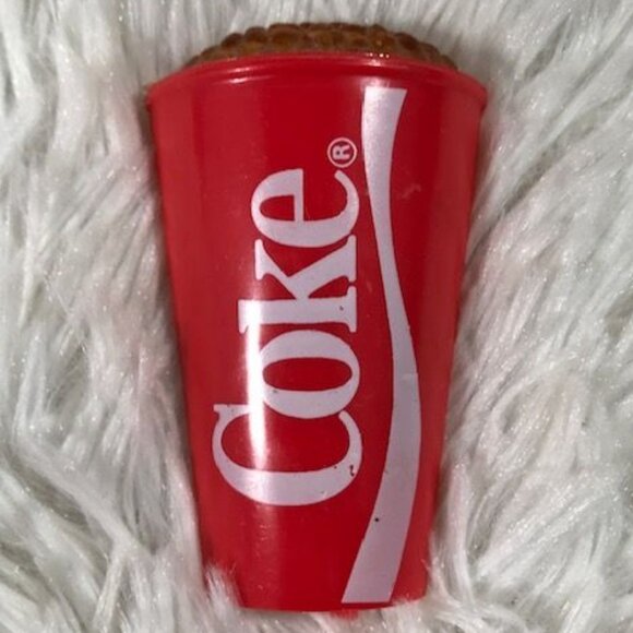 NWOT Set of 4 Vintage Coca-Cola Boys of Summer Round Tin + Refreshment Magnets - Picture 11 of 14